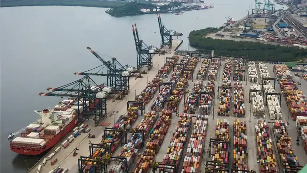 Alta de exportações reduz déficit da conta corrente, diz BC