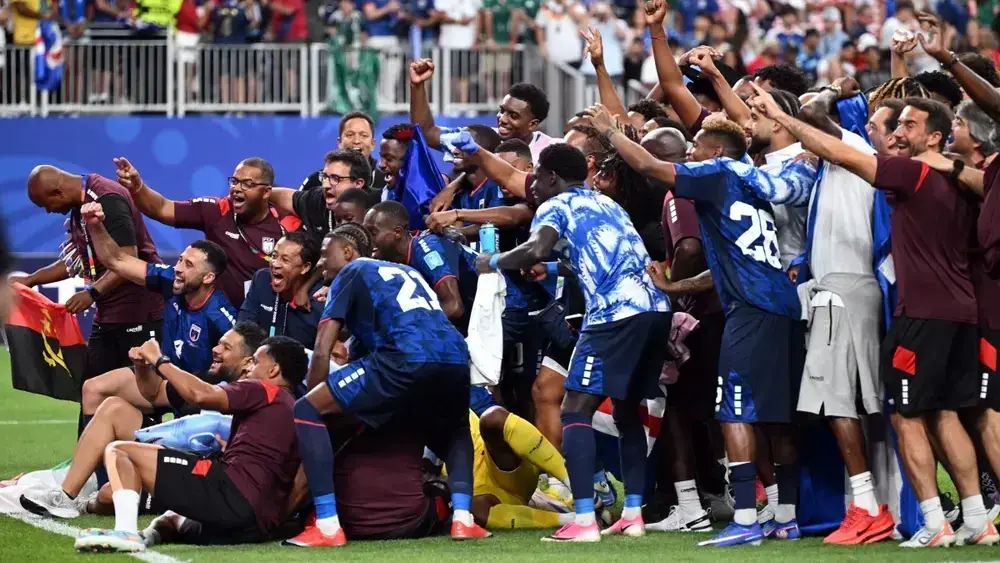 Cabo Verde faz história, empata com Arábia Saudita e pega Argentina na Copa