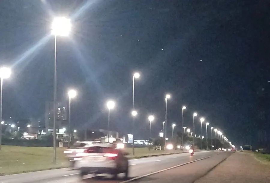 Força-tarefa do GDF leva melhorias de iluminação a Samambaia