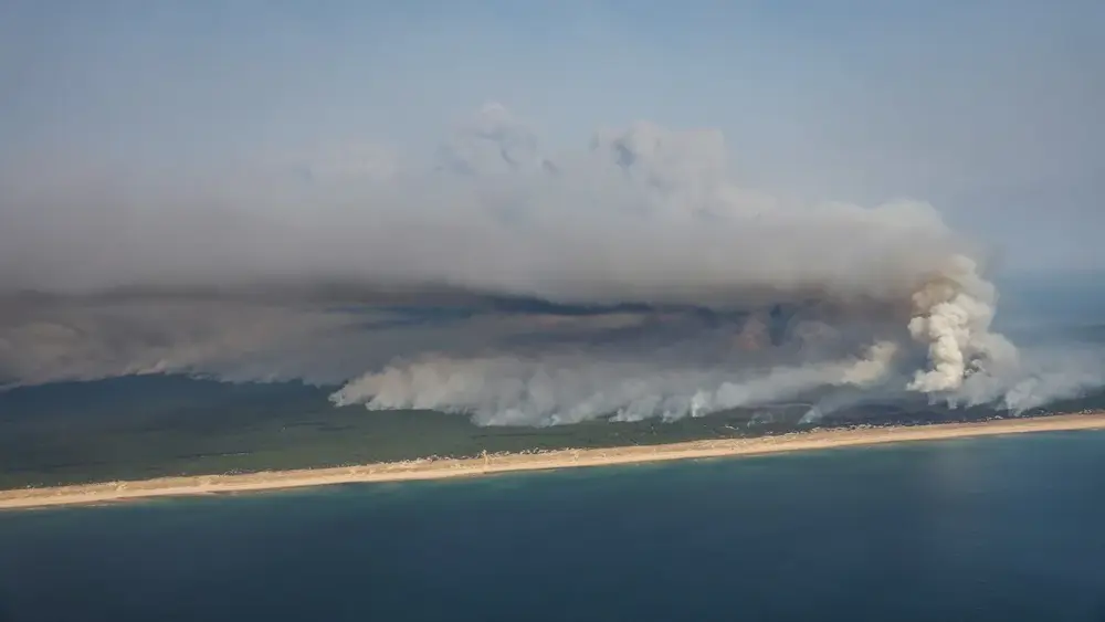 Incêndio na França força evacuação em massa em Cap Ferret
